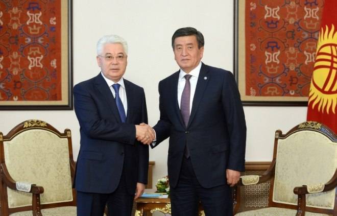 Президент Кыргызстана встретился с главой МИД Казахстана
