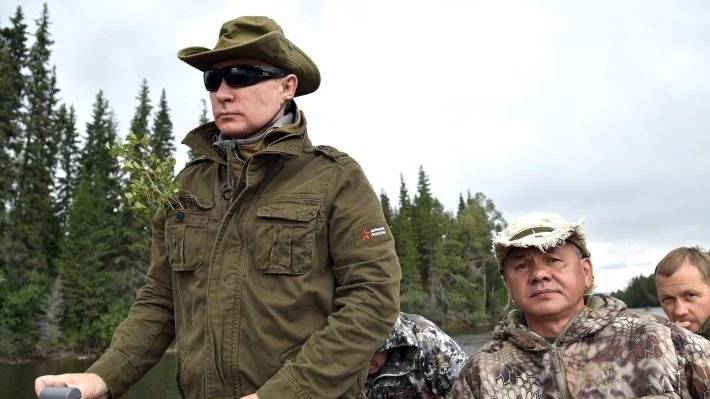 Песков не исключил, что Путин отдохнет с Шойгу в Туве