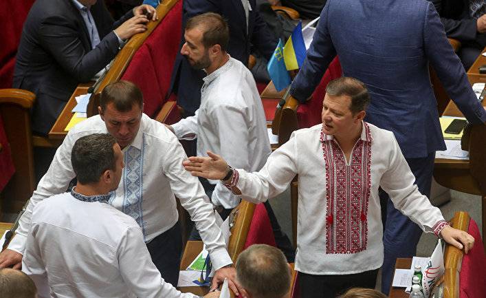 Обозреватель: на Украине пройдут досрочные выборы в Раду