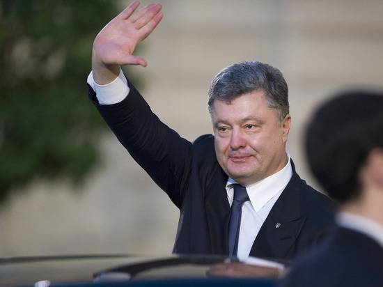 Против Порошенко открыли дело из-за инцидента в Керченском проливе