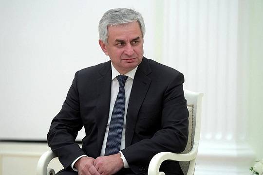 Президент Абхазии заявил о попытках захвата власти оппозицией