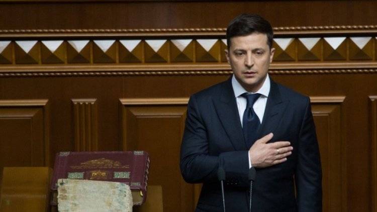 Зеленский хочет обсудить с Порошенко освобождение украинцев, отбывающих наказание в РФ