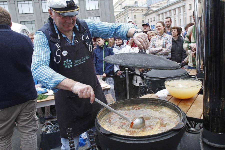 Москвичей пригласили попробовать оригинальные блюда на "Рыбной неделе"