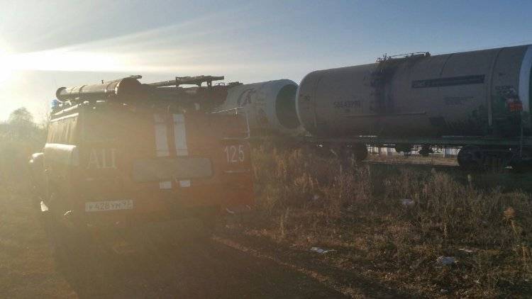 Восемь грузовых вагонов сошли с рельсов в Ульяновской области