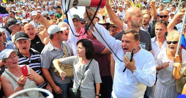 Молдавию ждут новые протесты, обещает блок ACUM