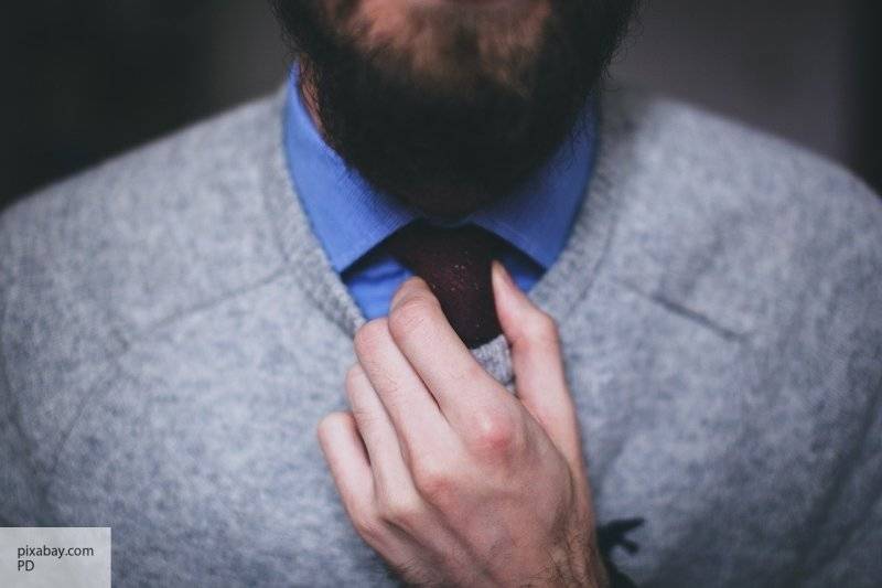 Ученые предупредили мужчин об опасности отращивать бороду с помощью средств для роста волос