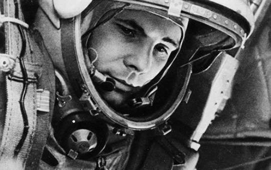 Почему в СССР больше 20 лет скрывали, что Гагарин приземлился на парашюте | Русская семерка