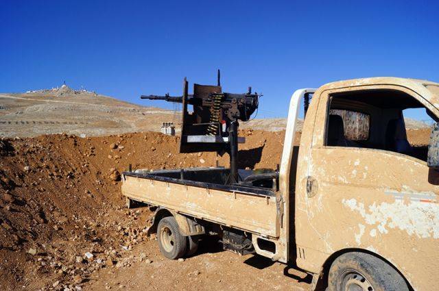 Боевики начали массированные атаки на позиции сирийской армии