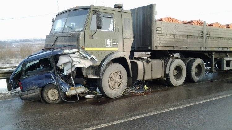 Автомобильная авария с участием грузовика произошла в Чите