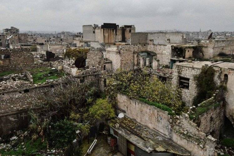 СМИ сообщили о детонации двух реактивных снарядов в центре Алеппо