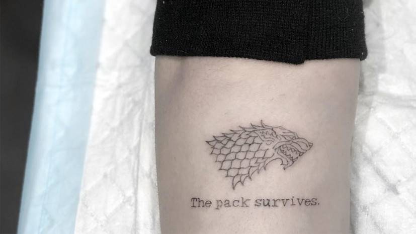 Татуировка Софи Тёрнер оказалась спойлером к финалу «Игры престолов»