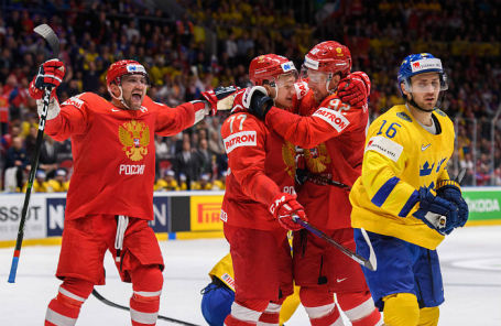 Сумасшедший бой. Российские хоккеисты нанесли сокрушительное поражение сборной Швеции