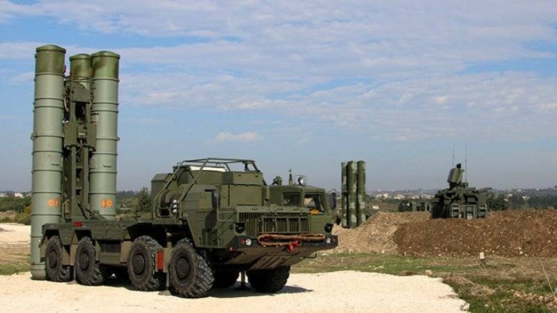Военные Турции проходят инструктаж в России по работе с ЗРК С-400