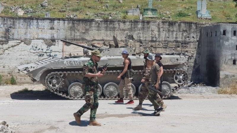 Сирийская армия отразила танковую атаку боевиков в провинции Хама