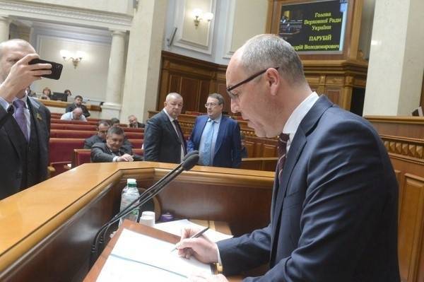 Спикер Верховной Рады пообещал оспорить в Конституционном суде роспуск парламента