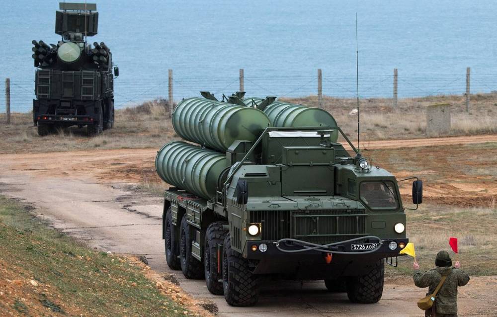 Кремль считает непозволительным ультиматум США Турции в связи с покупкой С-400