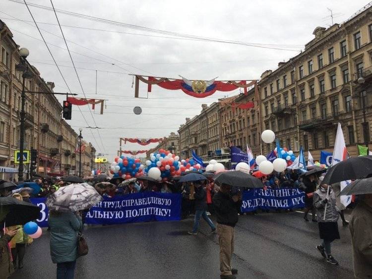 Первомайское шествие в Петербурге обсудили на заседании ЗакСа