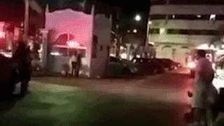 Появилось видео с места ДТП с автобусом в Италии, где могли пострадать россияне.