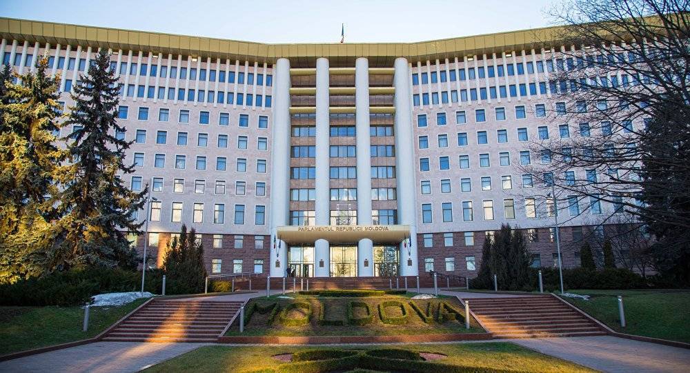 Молдавскому парламенту осталось 2 недели на формирование коалиции