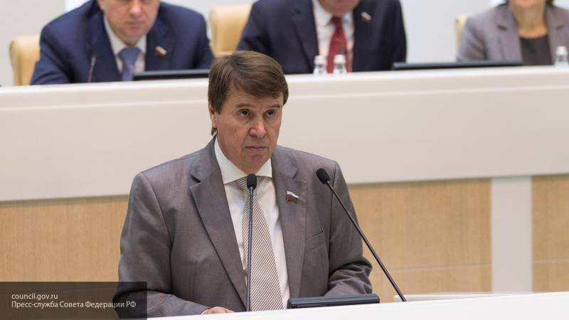 Сенатор Цеков посоветовал Зеленскому более взвешенно принимать кадровые решения
