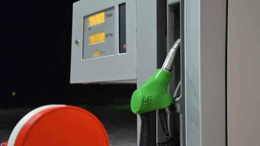 Новый рост цен на бензин: быть или не быть?