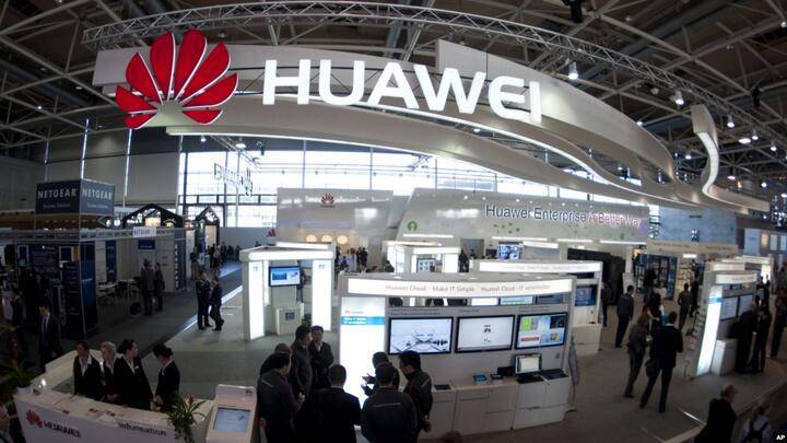 Санкции против Huawei: об отказе о сотрудничестве может заявить Microsoft