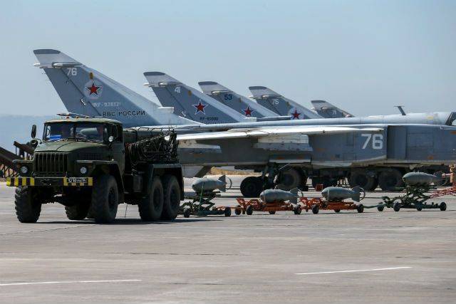 Террористы атаковали российскую авиабазу Хмеймим в Сирии