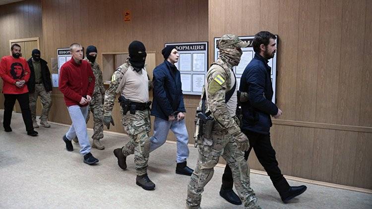 Суд в Москве продлил арест еще восьмерым морякам ВМСУ