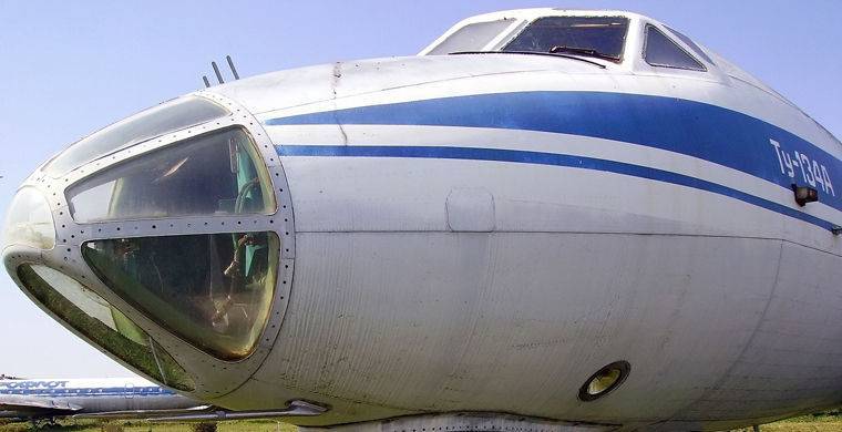 Последний Ту-134 прилетел в Новосибирск, чтобы стать экспонатом музея авиации / Моя Планета