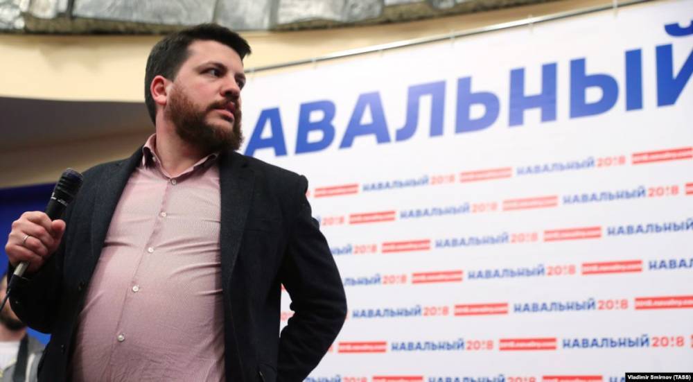 Соратника Навального Леонида Волкова арестовали на 20 суток