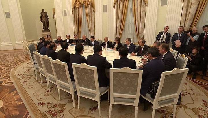 Владимир Путин встретился в Кремле с премьер-министром Вьетнама
