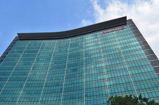 Panasonic останавливает сотрудничество с Huawei