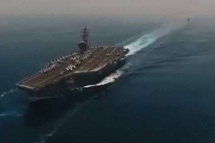 КСИР: Иран контролирует действия американских кораблей в Персидском заливе