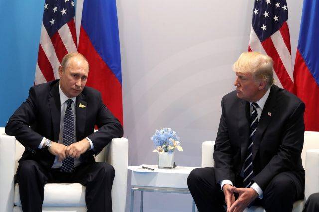Тиллерсон рассказал, что Путин лучше Трампа подготовился к первой встрече