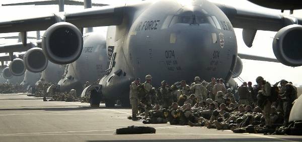 СМИ: Пентагону поступил запрос об отправке 5000 военных на Ближний Восток