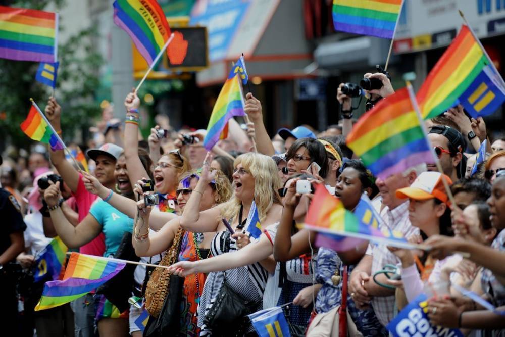 Более 50% россиян отрицательно относятся к ЛГБТ&nbsp;— «Левада-центр»