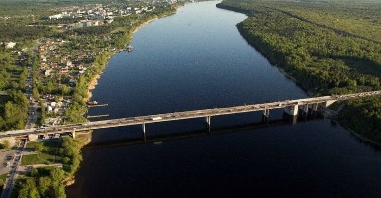 Ладожский мост будет разведен в Петербурге 24 мая