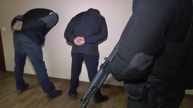 СК задержал троих подозреваемых в экстремизме в Астрахани