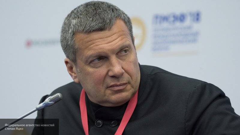 Соловьев отправил "Человека-Пельменя" к Валуеву на фоне разразившегося скандала с "бесами"