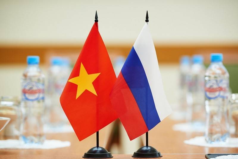 Россия и Вьетнам обсудят отмену визового режима