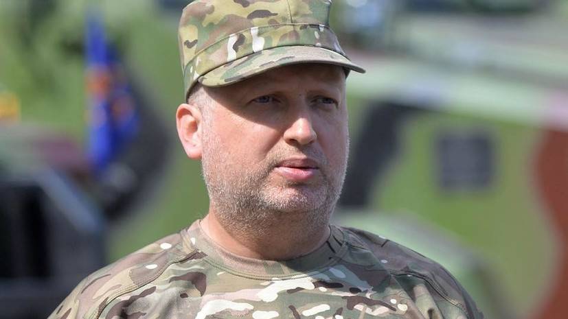 Турчинов сообщил о ракетных испытаниях на юге Украины