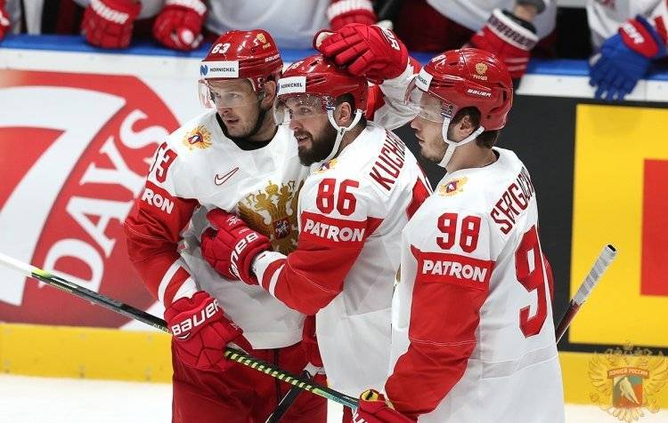Сборная России по хоккею прибыла на стадион  для матча с США в Братиславе