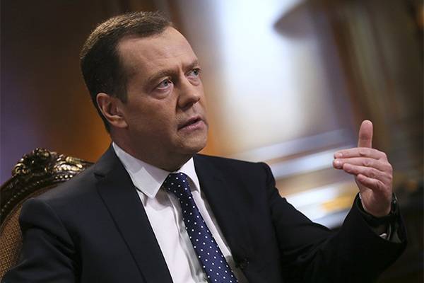 Медведев заявил о необходимости обновления инфраструктуры сел России