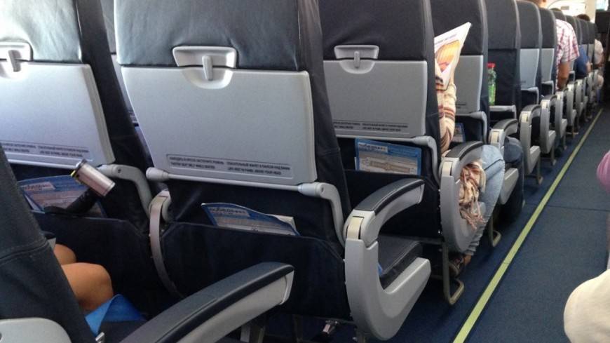 Лучший пассажир – спящий: названы предпочтения стюардесс