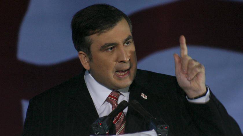 Саакашвили выпрашивает у Зеленского украинский паспорт