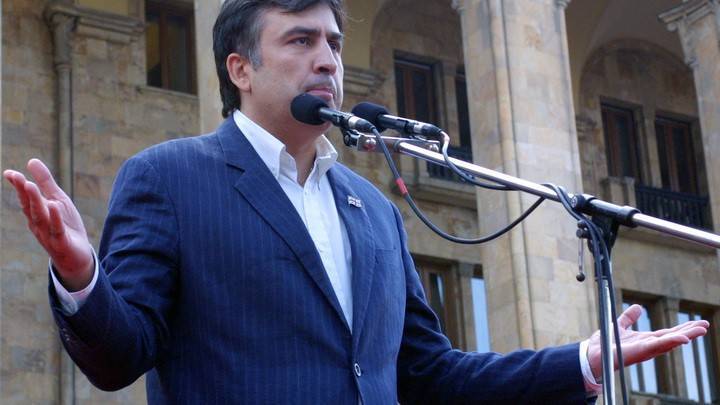 Мольбы Саакашвили довели до сведения Зеленского: Экс-президент Грузии просит вернуть ему паспорт