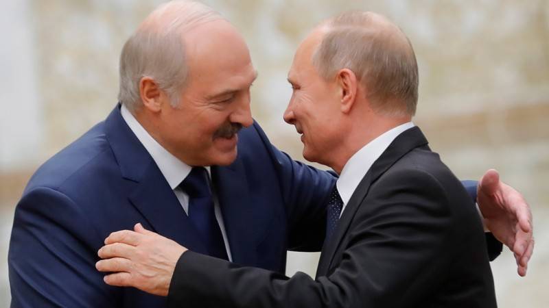 Британцы вознамерились вытащить Лукашенко из «липких объятий Путина» | Политнавигатор