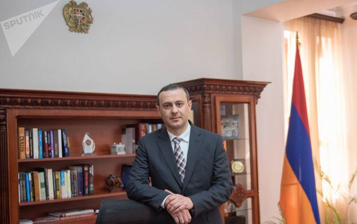 Визит секретаря Совбеза Армении в США прошел неудачно – газета