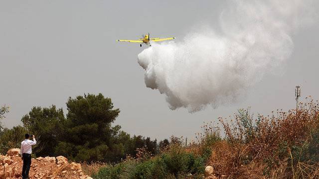 Почему для тушения пожаров Израиль просит прислать самолеты из-за границы