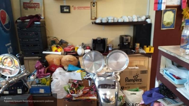 Проверку точек питания и магазинов провели в Василеостровском районе Петербурга
